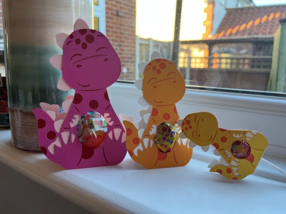 Dinosaur Egg & Lolly Holders: 3D SVG Entertainment